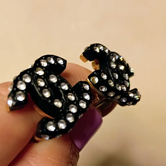Chanel Vintage Crystal Strass Interlocking CC Clip-on Earrings